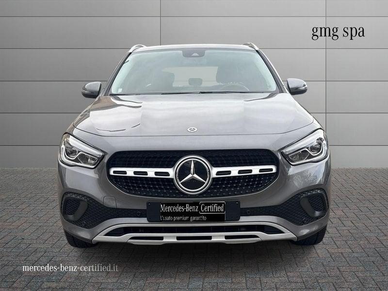 Mercedes-Benz GLA 180 Business Extra auto