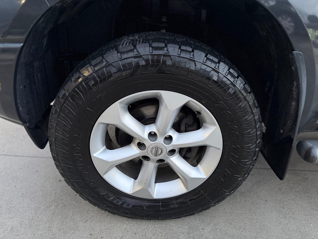 Nissan Navara 2.5 dCi 4 porte Double Cab LE