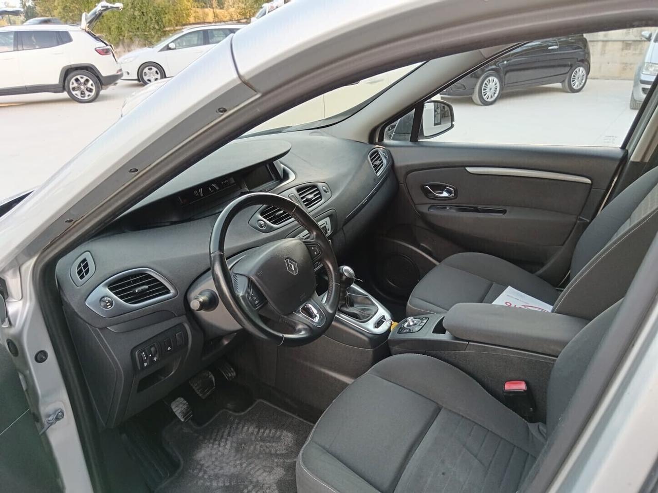 Scénic XMod 1.5 dCi Limited "UNIPRO"