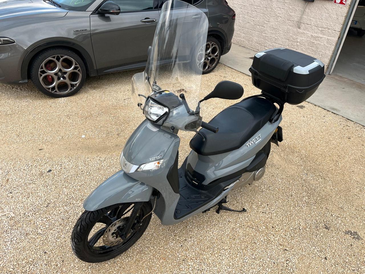 Peugeot Tweet 125 i ACTIVE E5