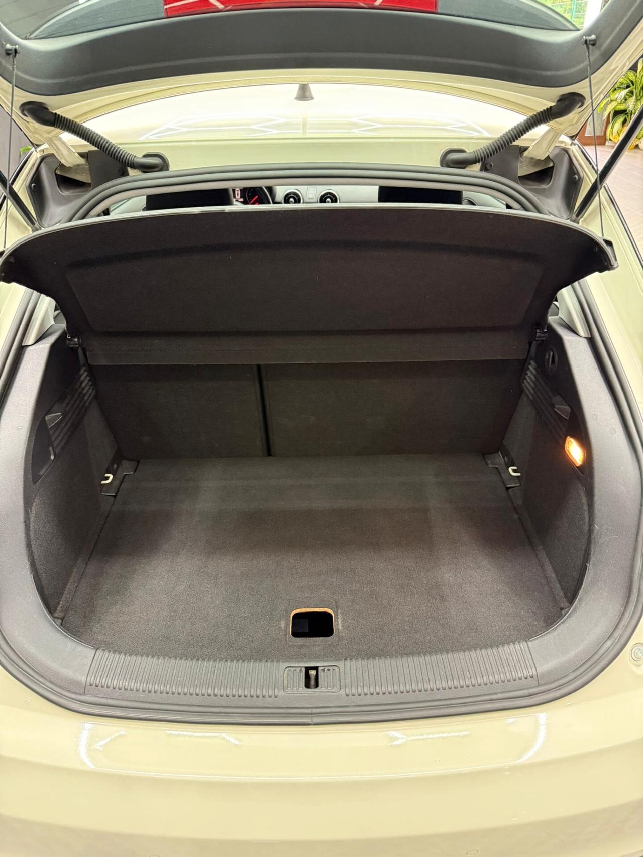 Audi A1 1.6 TDI S tronic Ambition