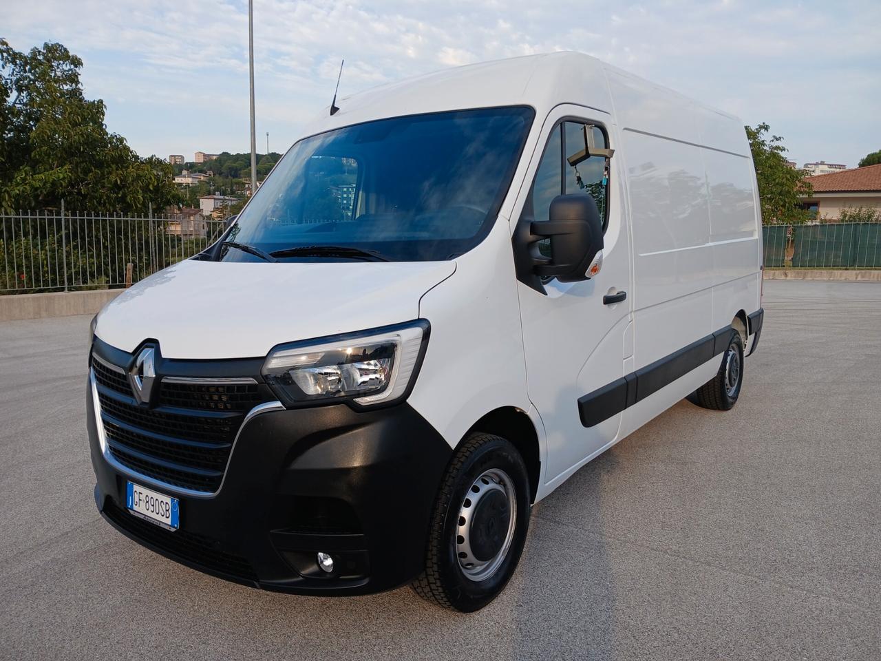 RENAULT MASTER 2.3 DCI 135CV L2H2 2021