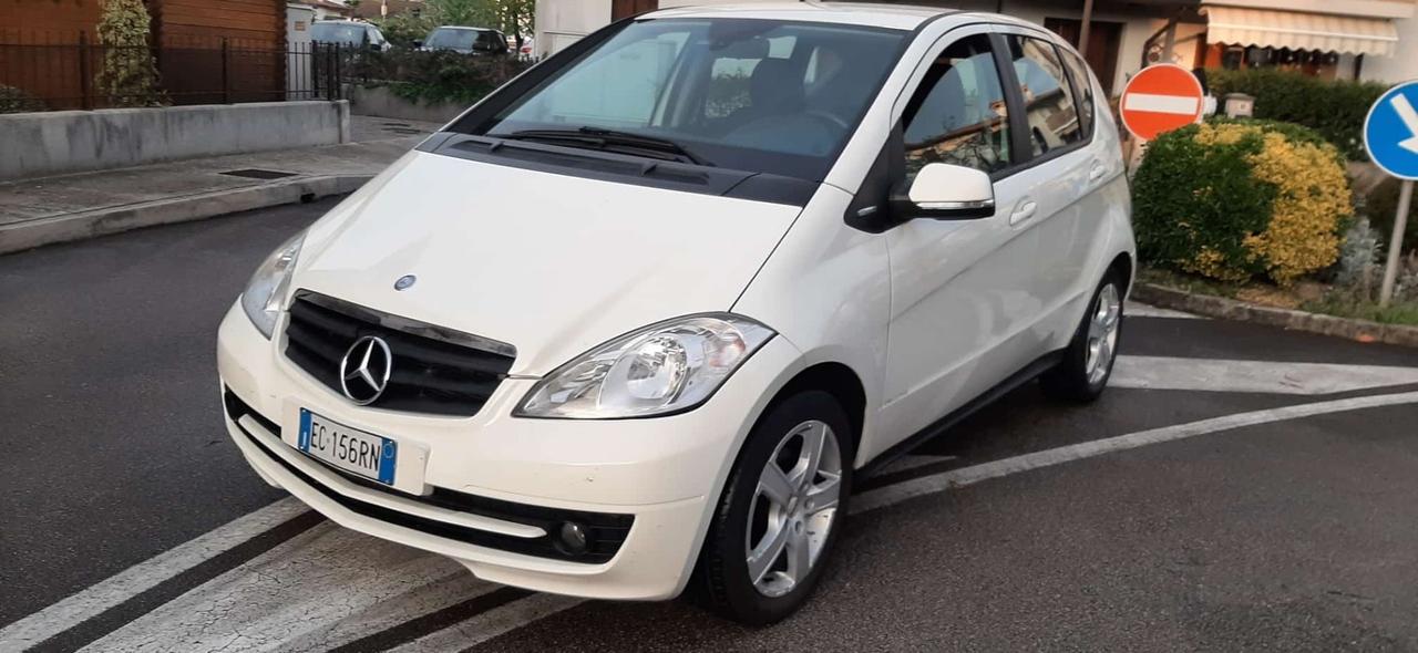 Mercedes-benz A 160 BlueEFFICIENCY Avantgarde