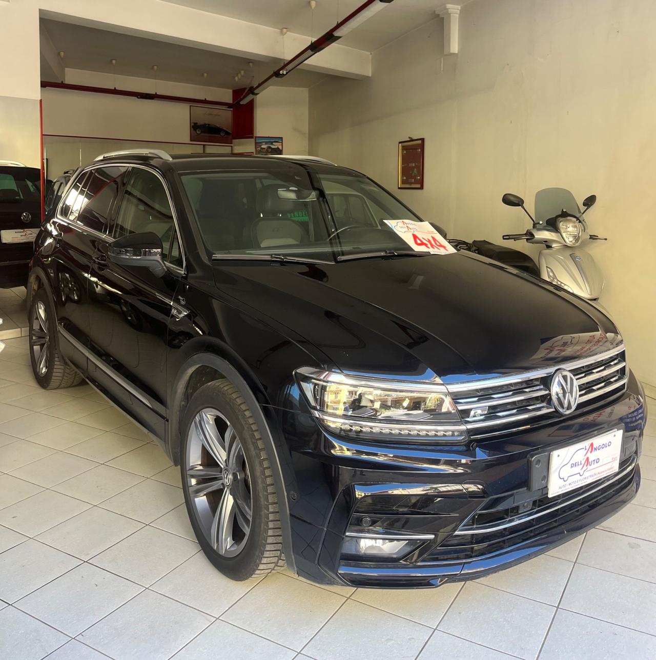 Volkswagen Tiguan 2.0 TDI SCR DSG 4MOTION Sport BMT