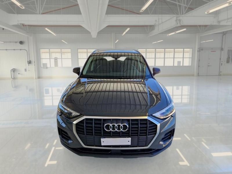 AUDI Q3 35 TDI S tronic Business