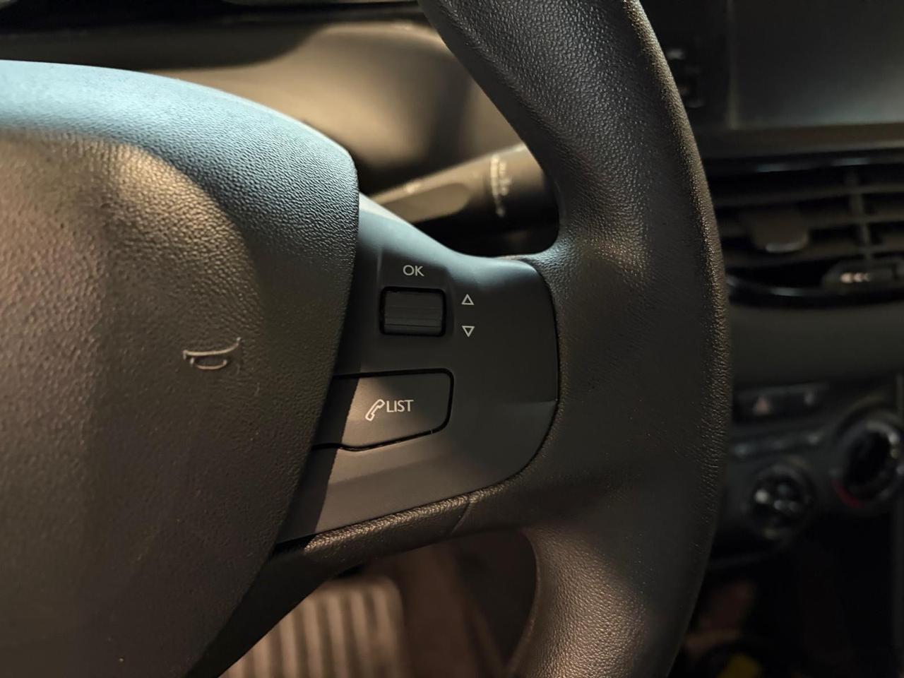 Peugeot 208 PureTech 82 Stop&Start 5 porte Allure
