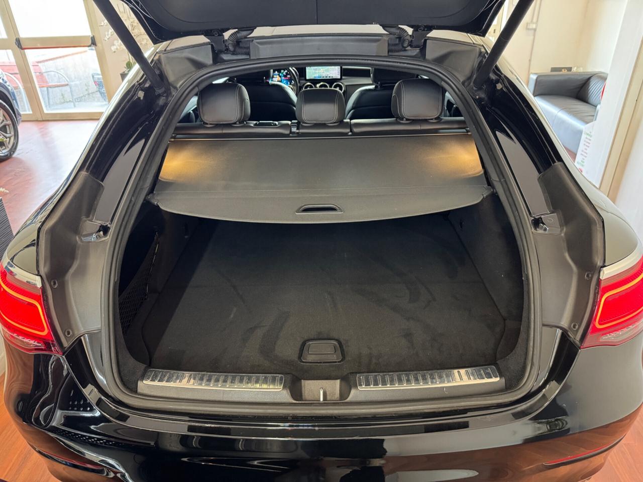 MERCEDES-BENZ GLC 220 d 4MATIC COUPE SPORT - MY21