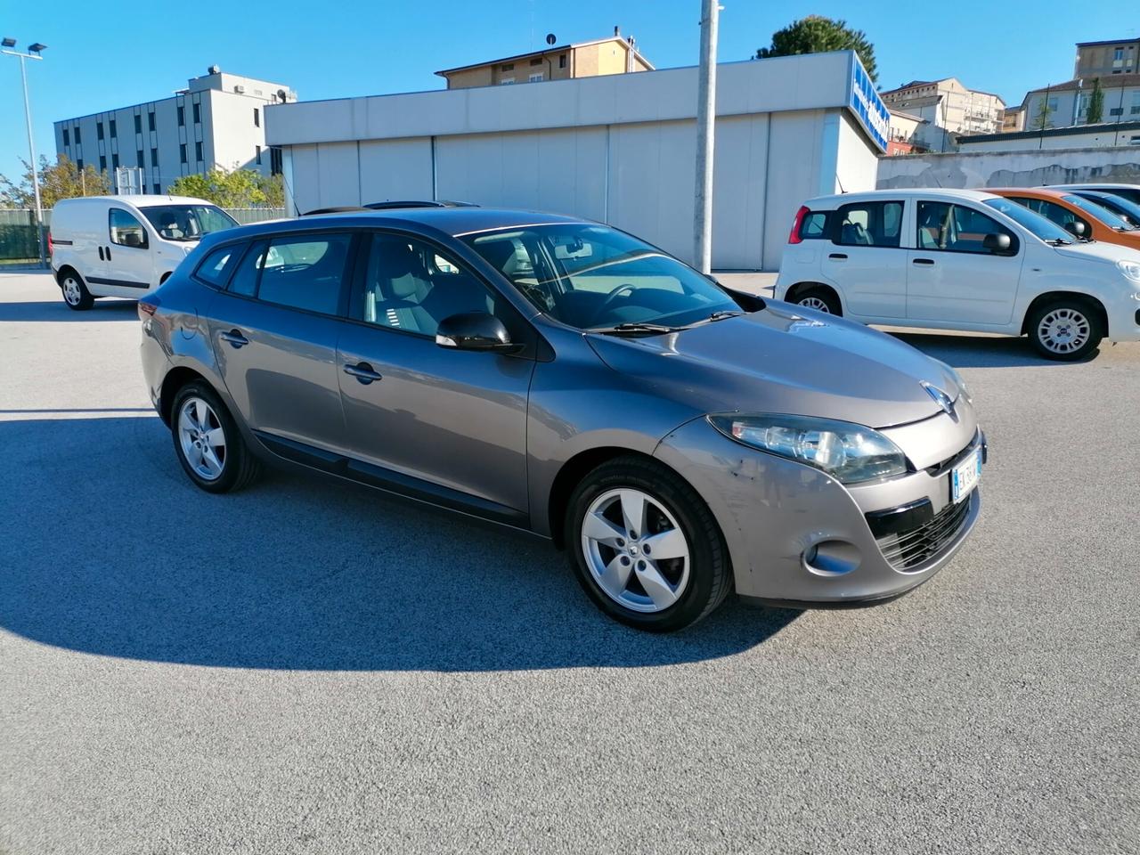 Renault Megane 1.5 DCI 90CV SW