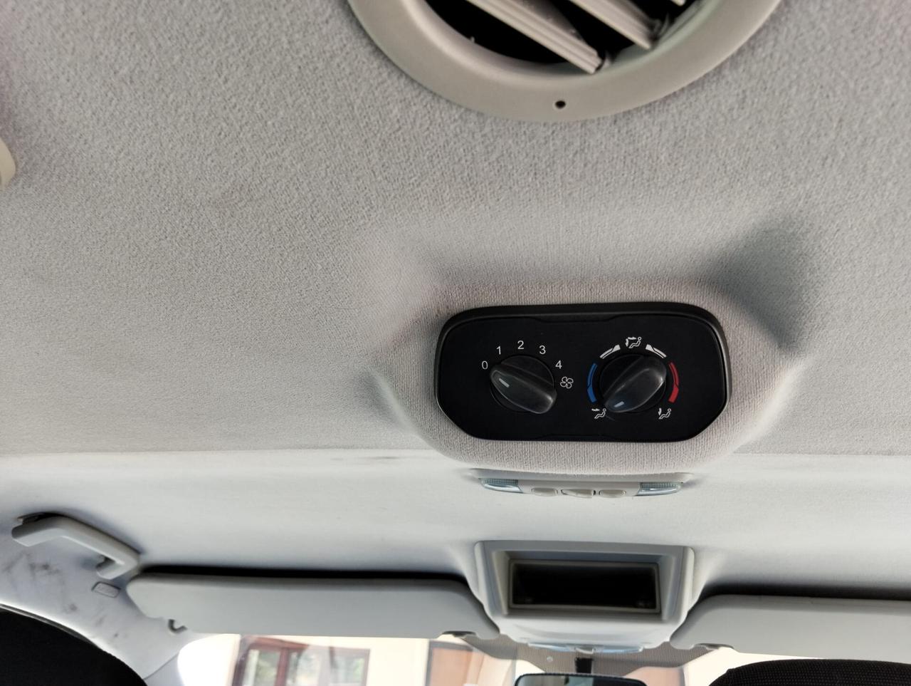 Ford Tourneo Custom 2.0 TDCi 130cv 2016
