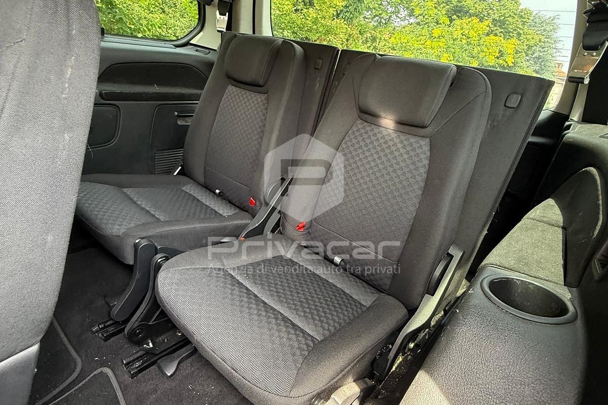 FORD Galaxy 2.0 145 CV Ghia