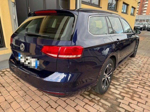 VOLKSWAGEN Passat Variant 2.0 TDI DSG Business BlueMotion Tech