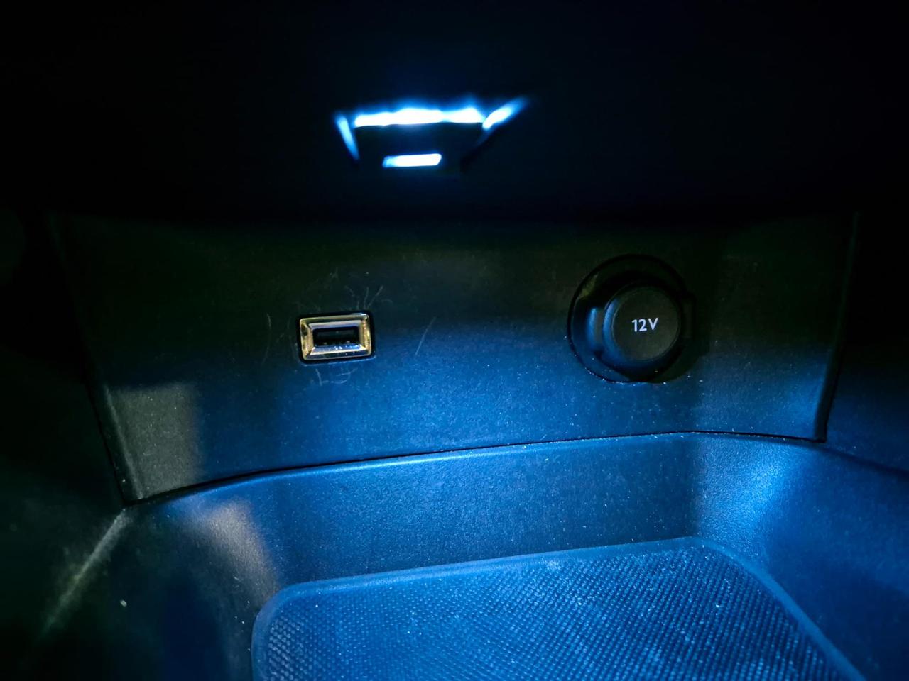 Peugeot 3008 1.5 bluehdi Allure s&s 130cv eat8 N1 - NEOPATENTATI - Cam - Carplay