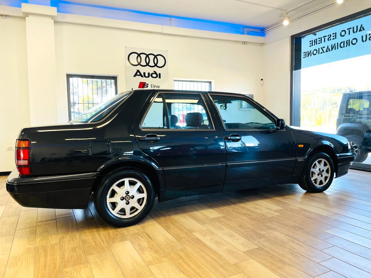 Lancia Thema 16V LS