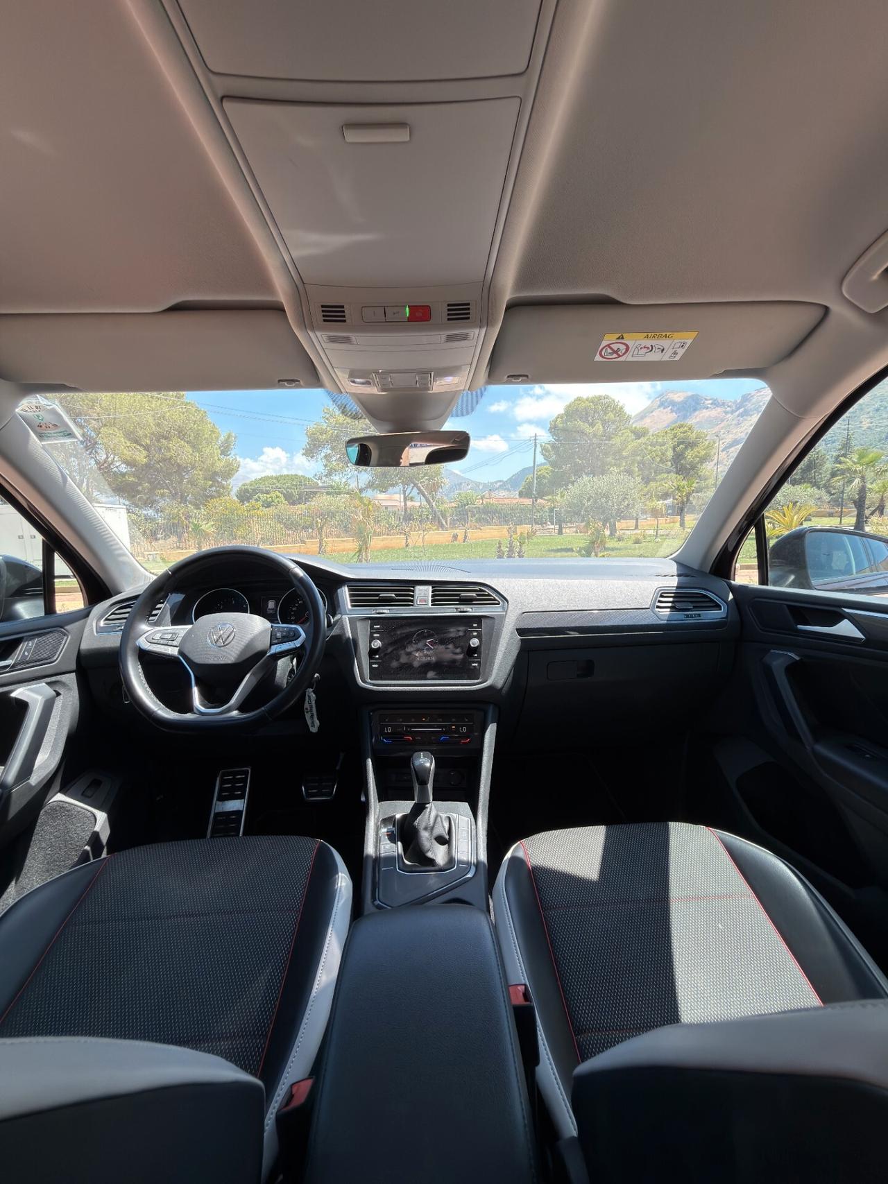 Volkswagen Tiguan 2.0 TDI 150 CV Life – Comfort, Spazio e Prestazioni
