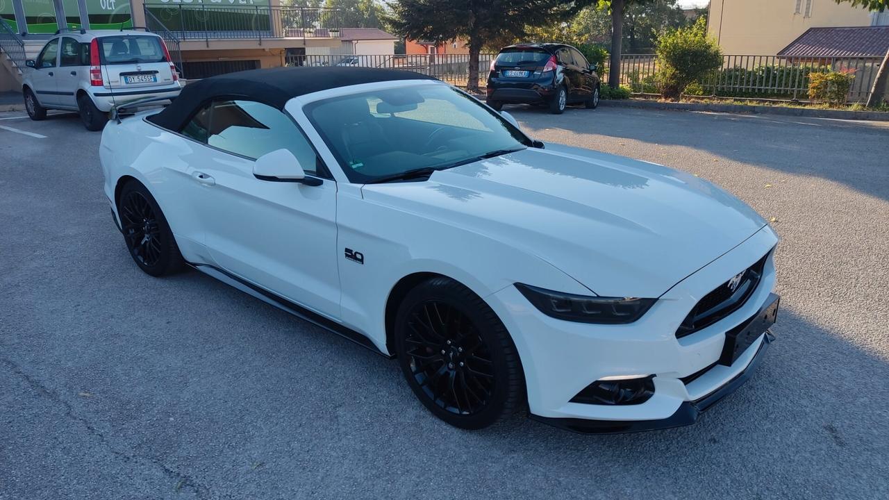 Ford Mustang Cabrio TiVCT GT 5.0 V8