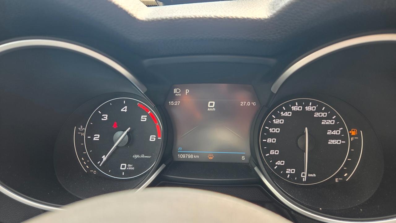 Alfa Romeo Stelvio 2.2 Turbodiesel 190 CV AT8 Q4 Business