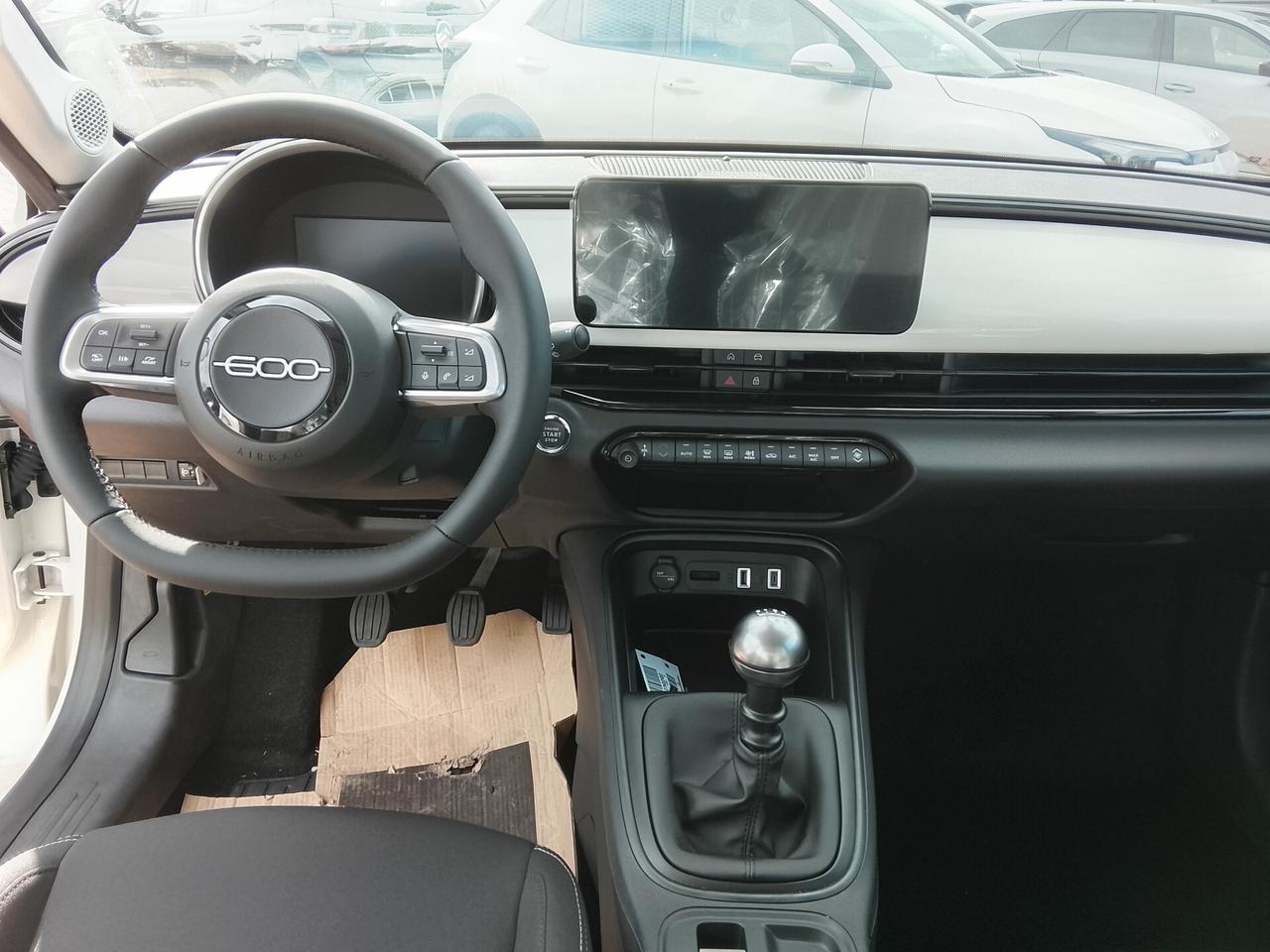 Fiat 600 1.2 Icon 100cv PACK COMFORT