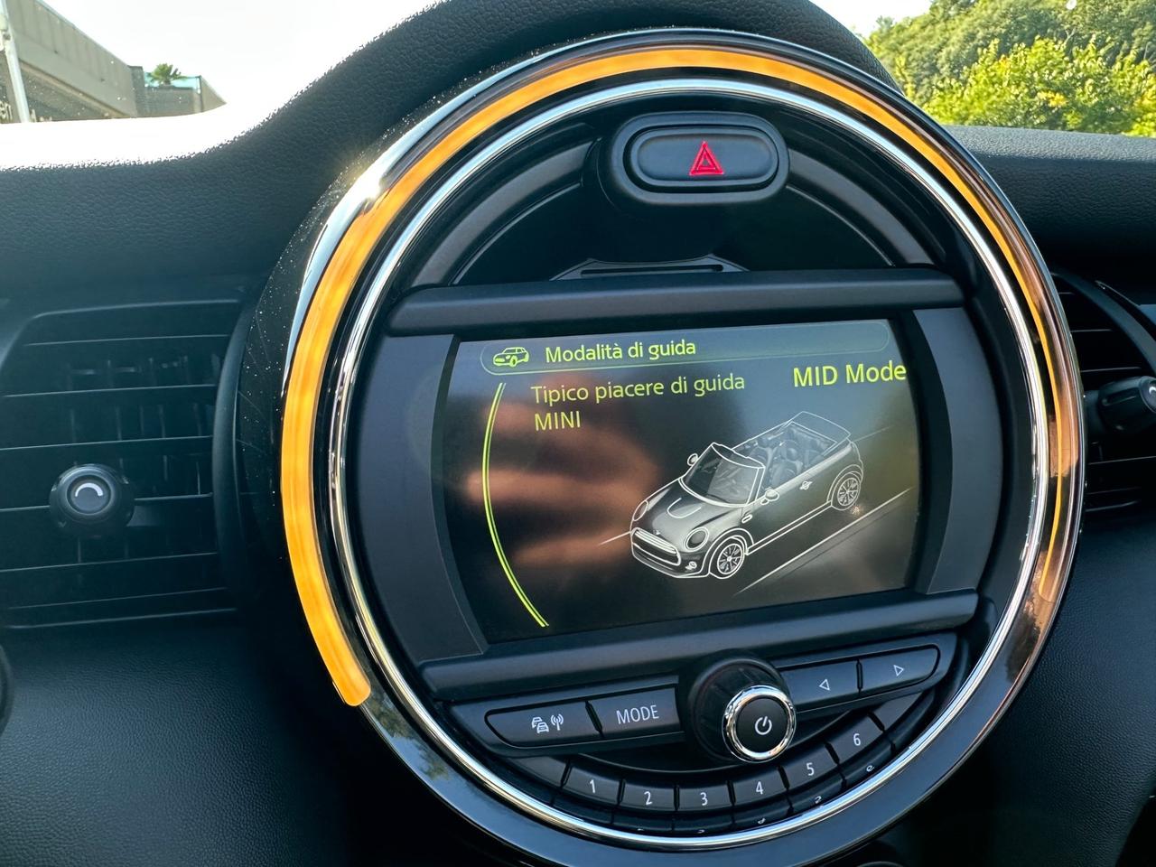 Mini 1.5 Cooper D Hype Cabrio auto