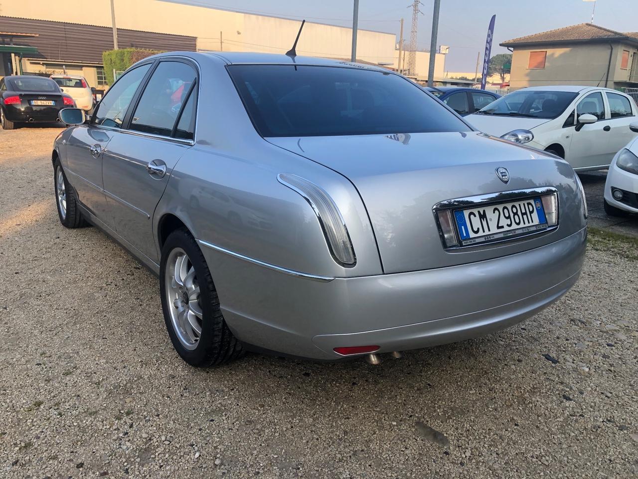 LANCIA THESIS 3.0 EXECUTIVE - KM 125000