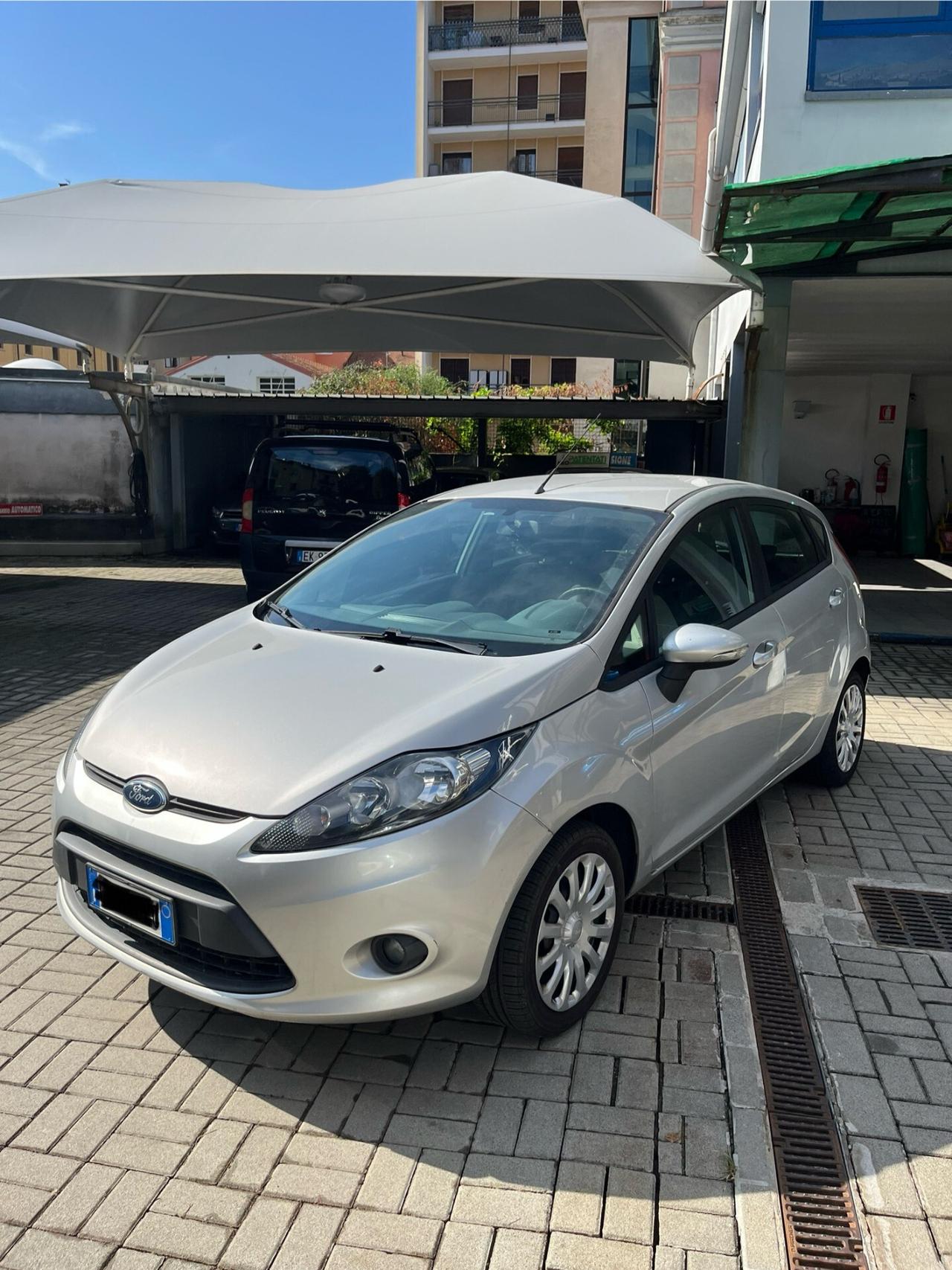 Ford Fiesta 1.2 Benzina - 82 CV - 5 porte Titanium - Anche Per Neopatentati
