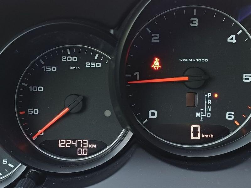 Porsche Cayenne 3.0 V6 Tiptronic 1°PROP-GARANZIA