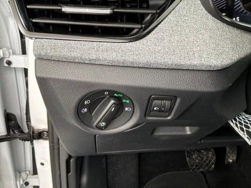 Škoda Kamiq 1.0 tsi Selection 115cv DSG KM0 PREZZO REALE NEOPATENTATI