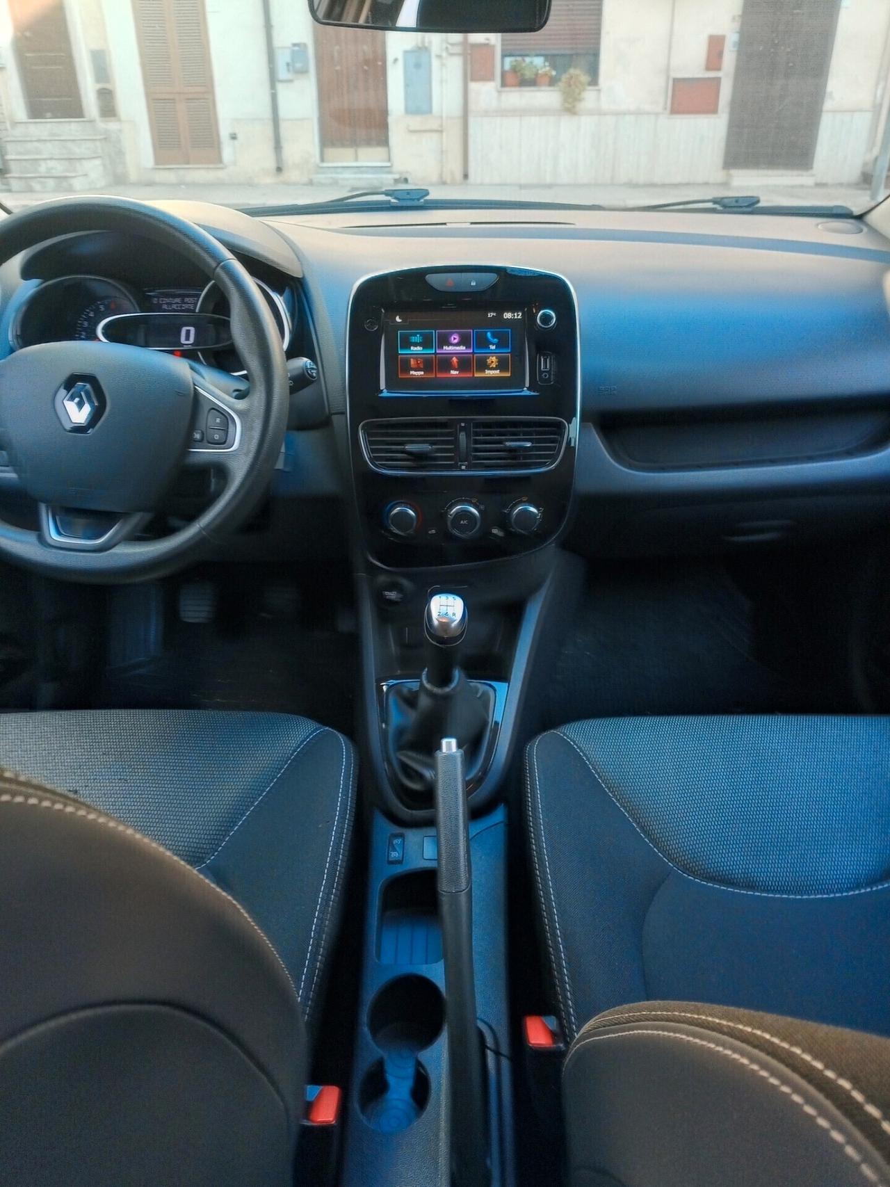 Renault Clio TCe 12V 90 CV GPL 5 porte Moschino Intens