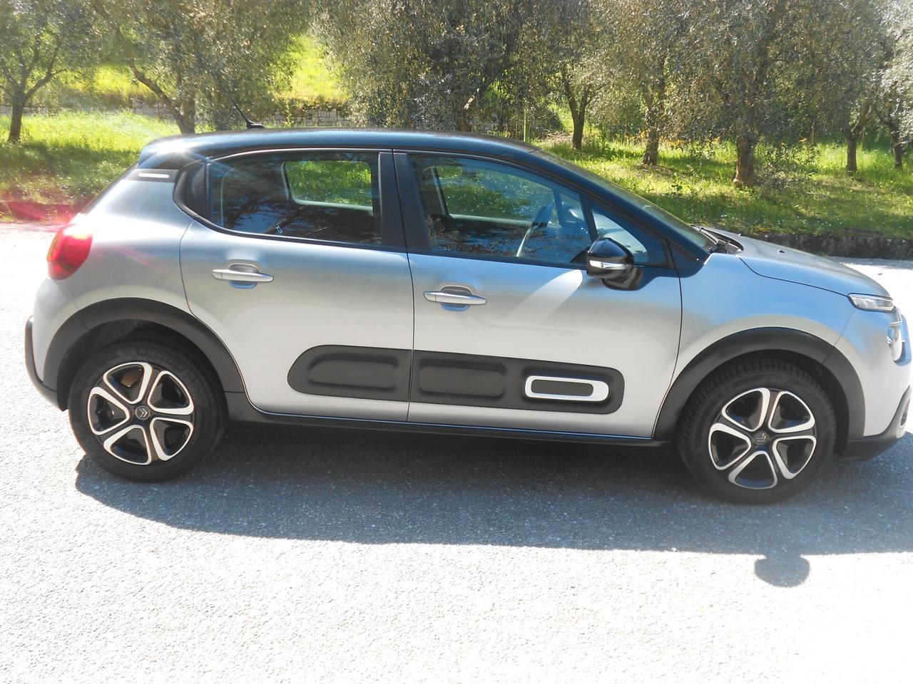 C3(my'23)1.2ie(BI-COLOR,LED,CRUISE,SENSORI)5posti