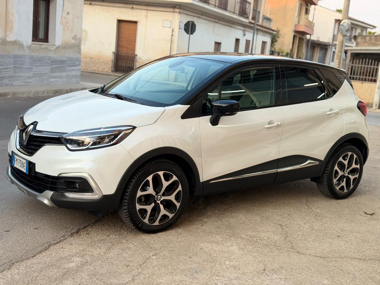 Renault Captur dCi 8V 90 CV EDC Intens solo 62.000 km