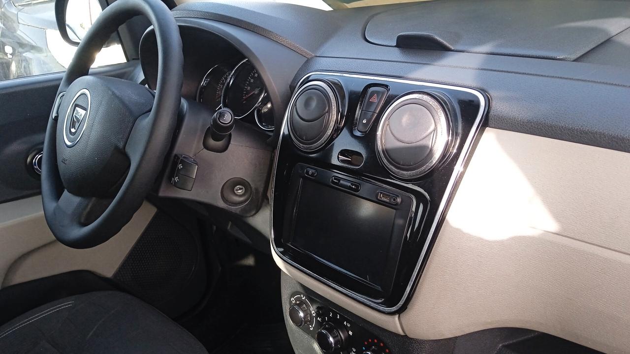 DACIA LODGY 1.5 DIESEL 7 POSTI