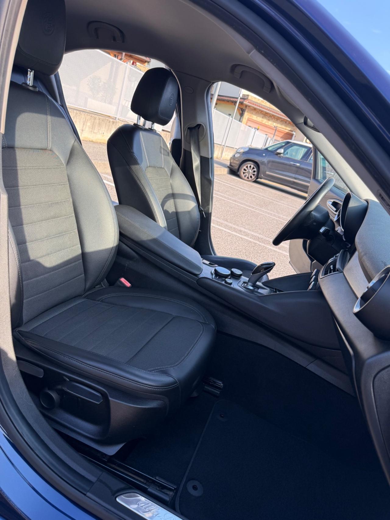 Alfa Romeo Giulia 2.2 Turbodiesel 150 CV