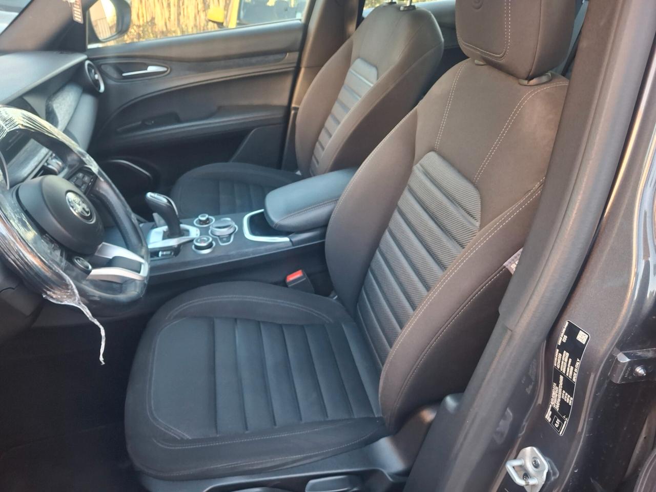 Alfa Romeo Stelvio 2.2 Turbodiesel 190 CV AT8 Q4 Business