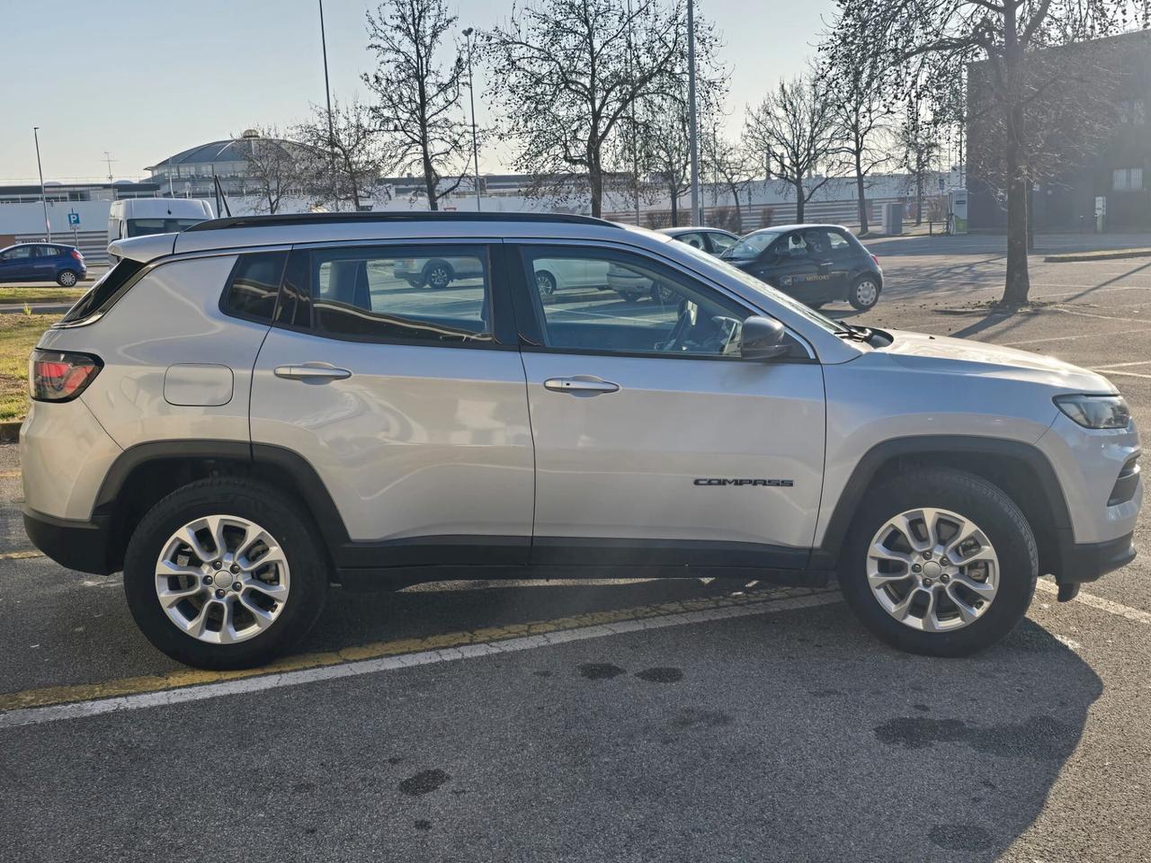 Jeep Compass 1.3 T4 190CV PHEV AT6 4xe Business