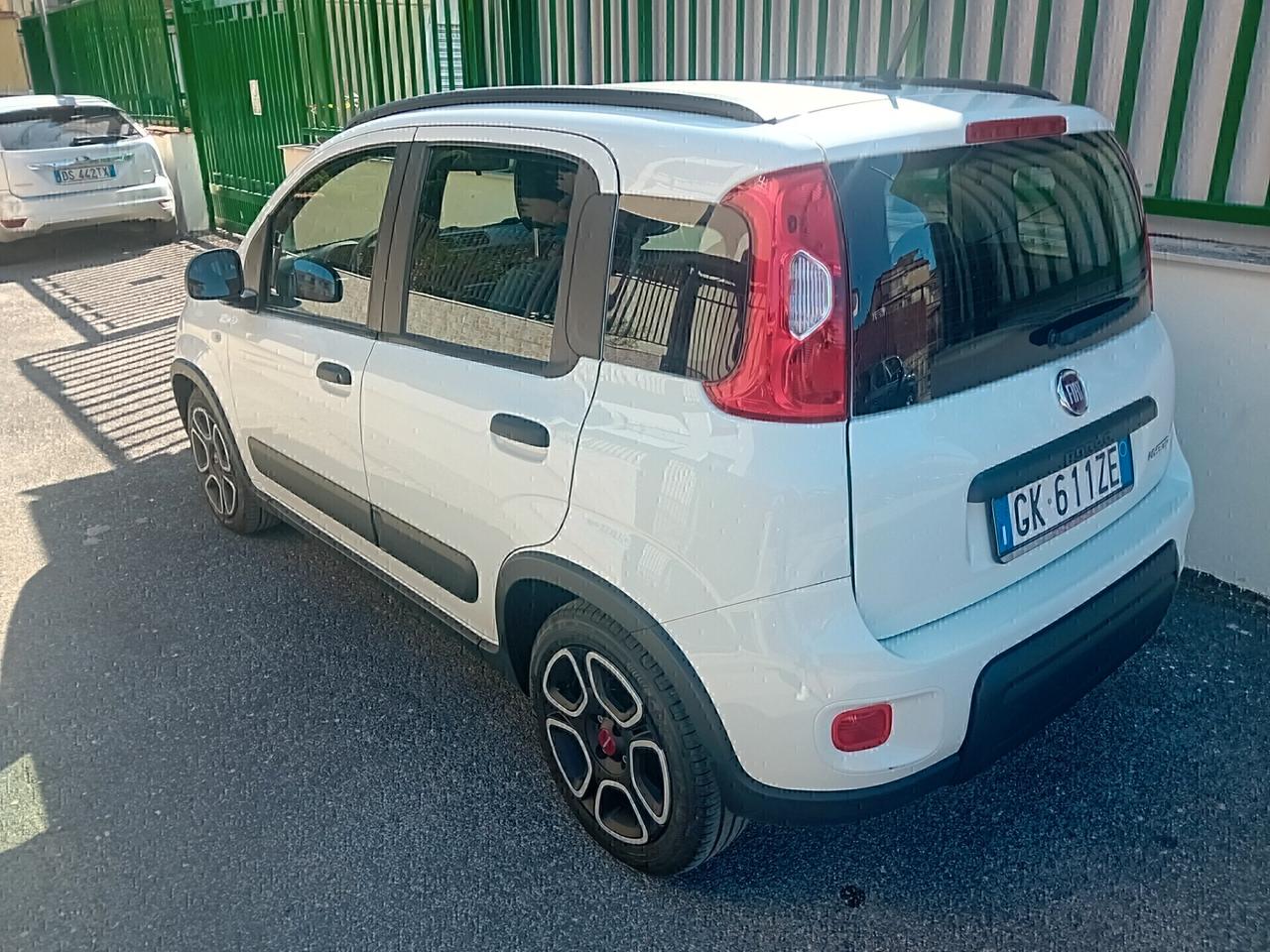 Fiat Panda 1.0 FireFly S&S Hybrid Red