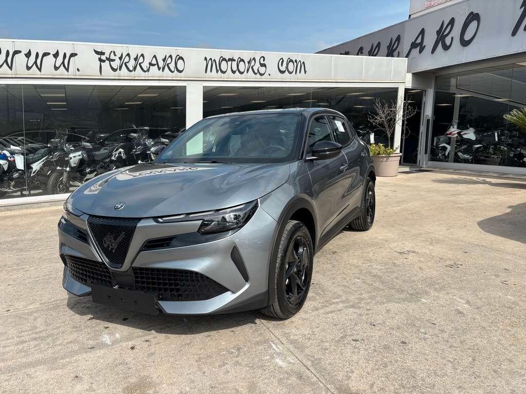 Alfa Romeo Junior 1.2 136 CV Hybrid 2026 KM 0 IVA ESPOSTA Tua a solo 249 Euro al mese
