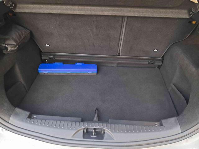 FORD B-Max 1.4 90 CV GPL Titanium NEOPATENTATI