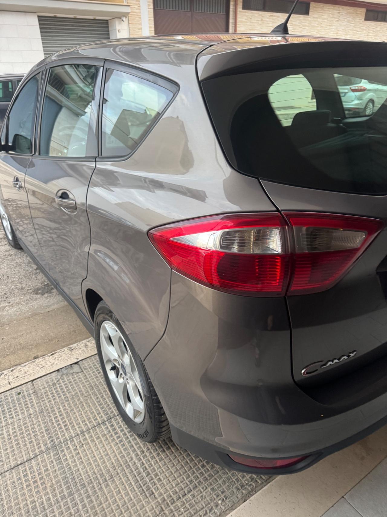 Ford C-Max 1.6 TDCi 115CV Titanium