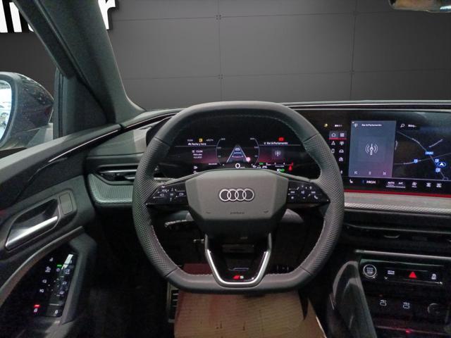 AUDI Q5 40 TDI 204 CV quattro S tronic Identity Black