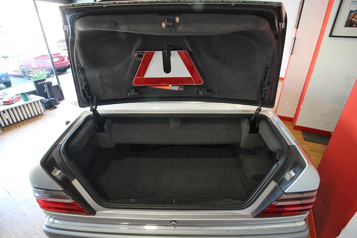 Mercedes-benz 300 CE-24 cat Cabriolet