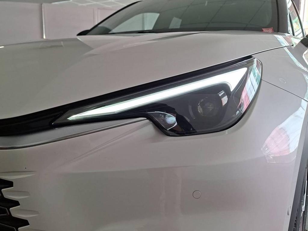 Lexus LBX 1.5 Hybrid Cool 2WD