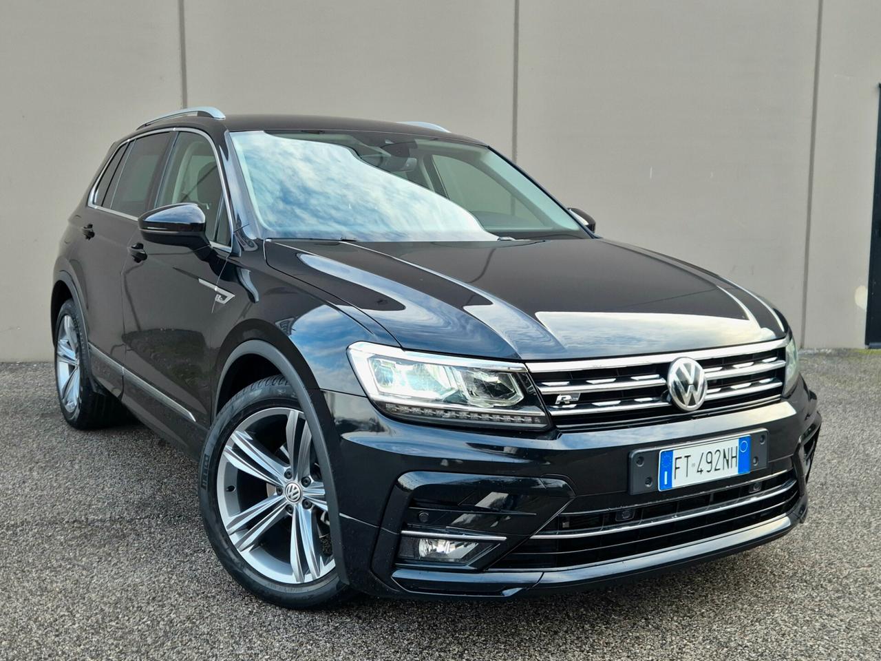 Volkswagen Tiguan 1.6 TDI R-Line Sport