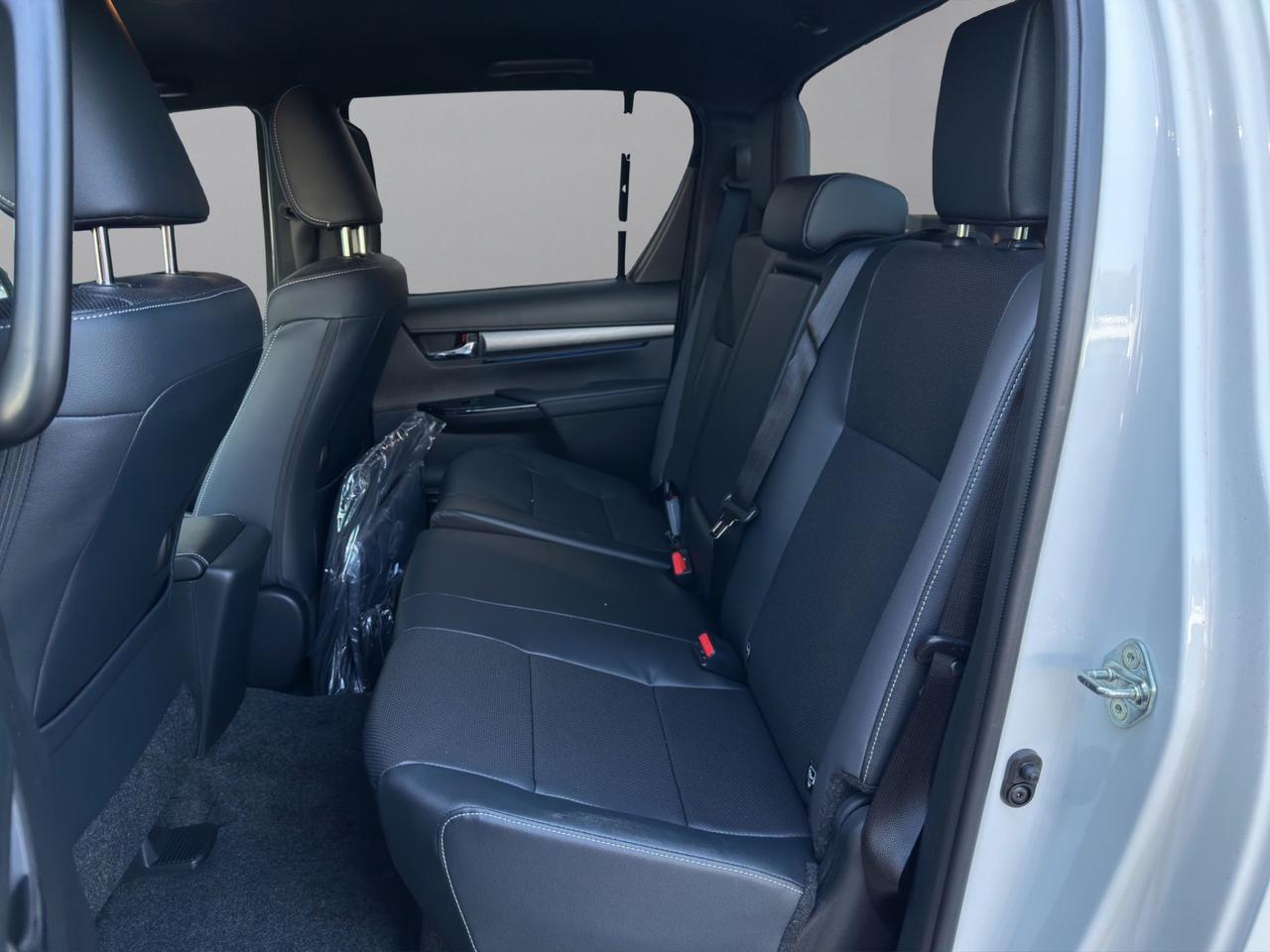 Toyota Hilux 2.8 d-4d 48V double cab Invincible