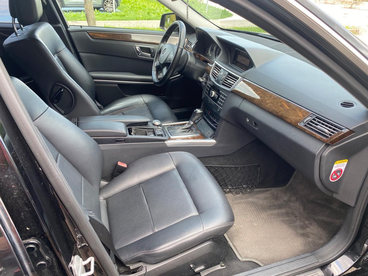 Mercedes-benz E 200 220 CDI BlueEFFICIENCY Elegance