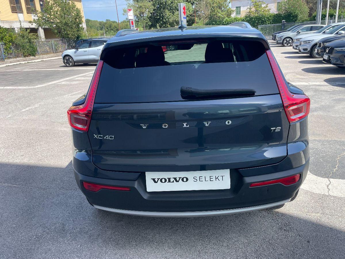 Volvo XC40 1.5 t2 Momentum Pro auto AUTOCARRO N1
