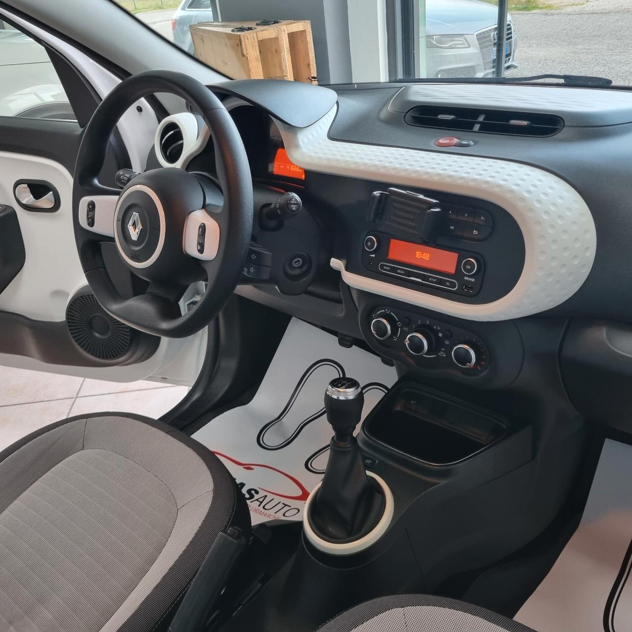 Renault Twingo SCe 73 CV Intens