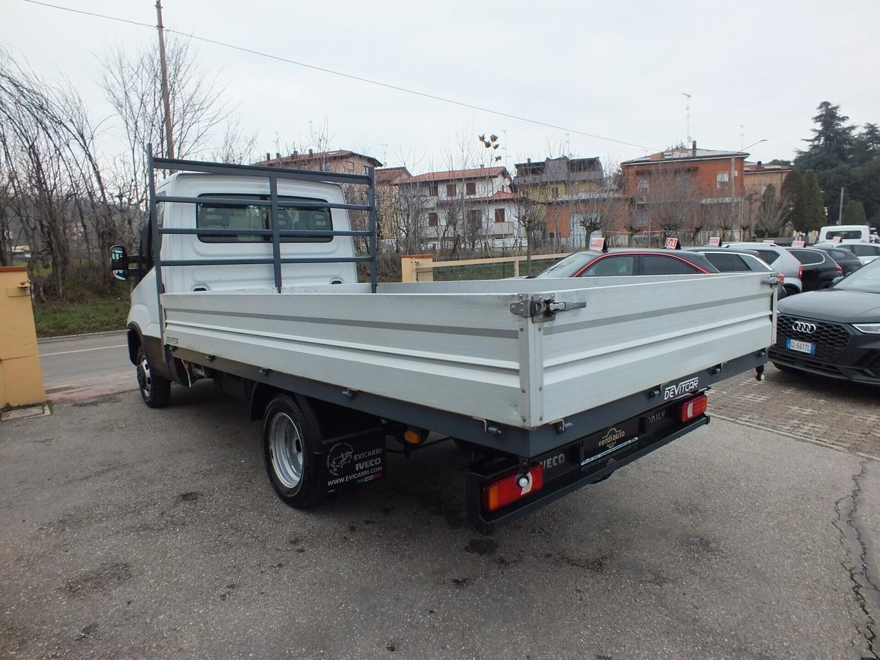 IVECO DAILY 35C14 2.3 CASSONE 4 METRI 40.000 KM