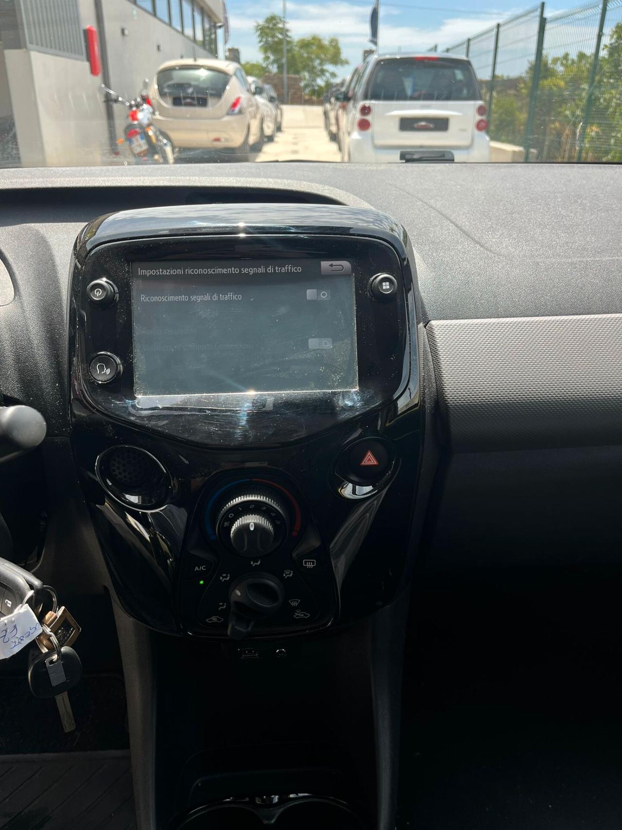 Peugeot 108 VTi 72 S&S 5 porte Allure TOP!
