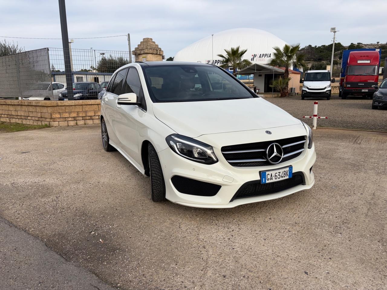 MERCEDES-BENZ B180 CDI PREMIUM AMG