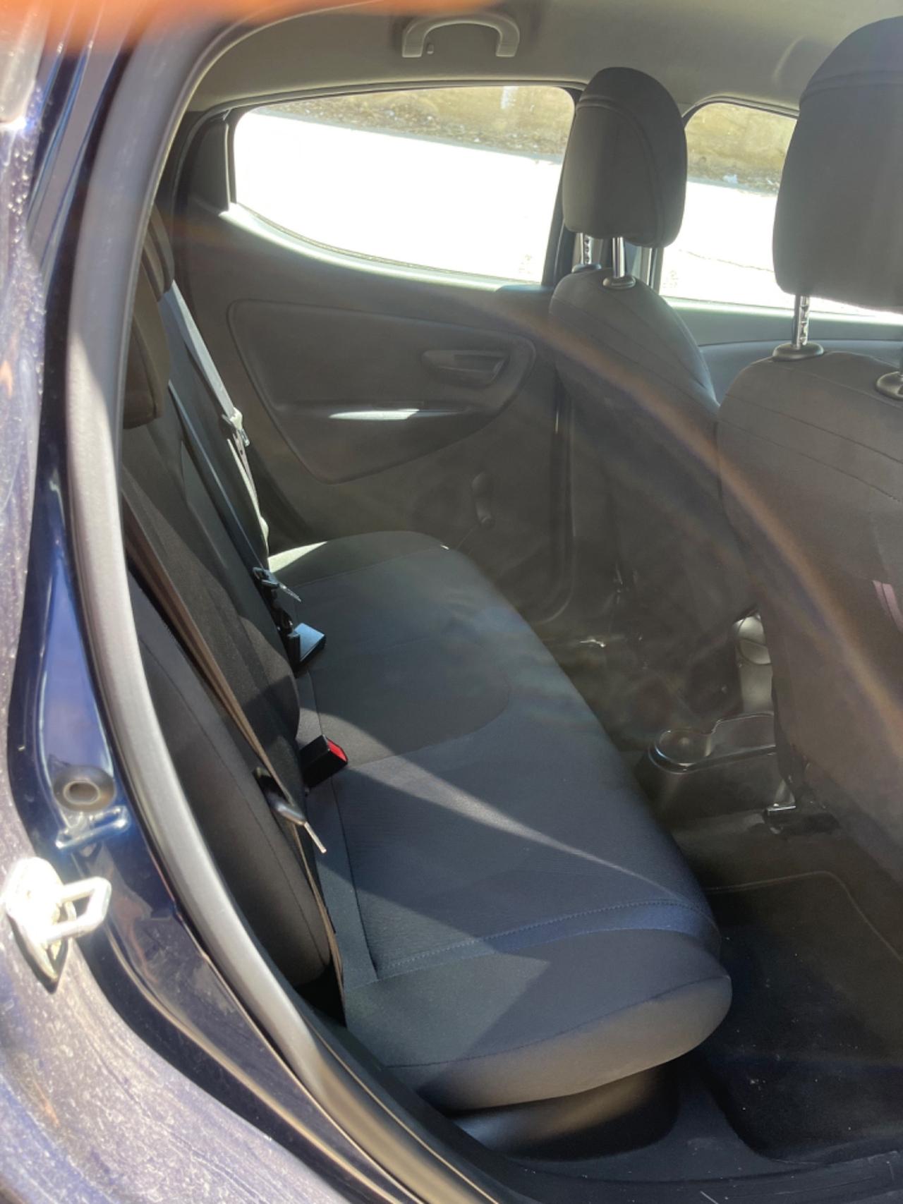 Lancia Ypsilon 1.2 69 CV 5 porte GPL Ecochic Platinum