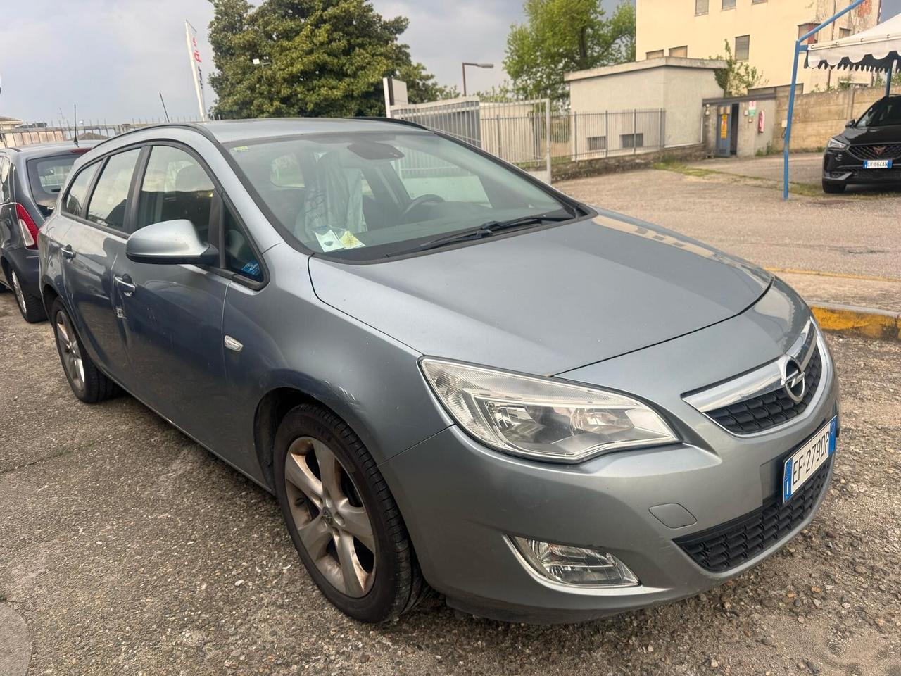 Opel Astra 1.4 100CV Sports Tourer Cosmo